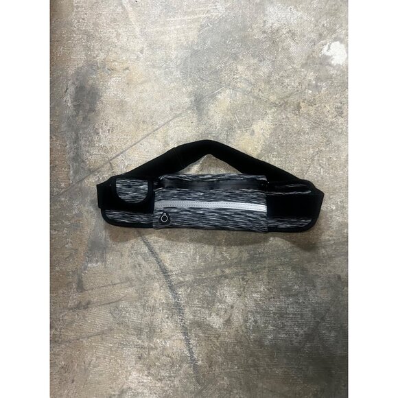 Adjustable Reflective Running Fanny Pack Waist Belt With Zipper Pocket - Picture 5 of 6